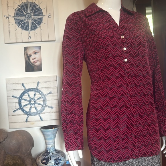 NWT Style&Co size small Chevron Patterned Button-Up Blouse - Picture 3 of 7